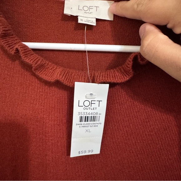NWT LOFT Women's Rust Sweater with Button Detail - Picture 4 of 8
